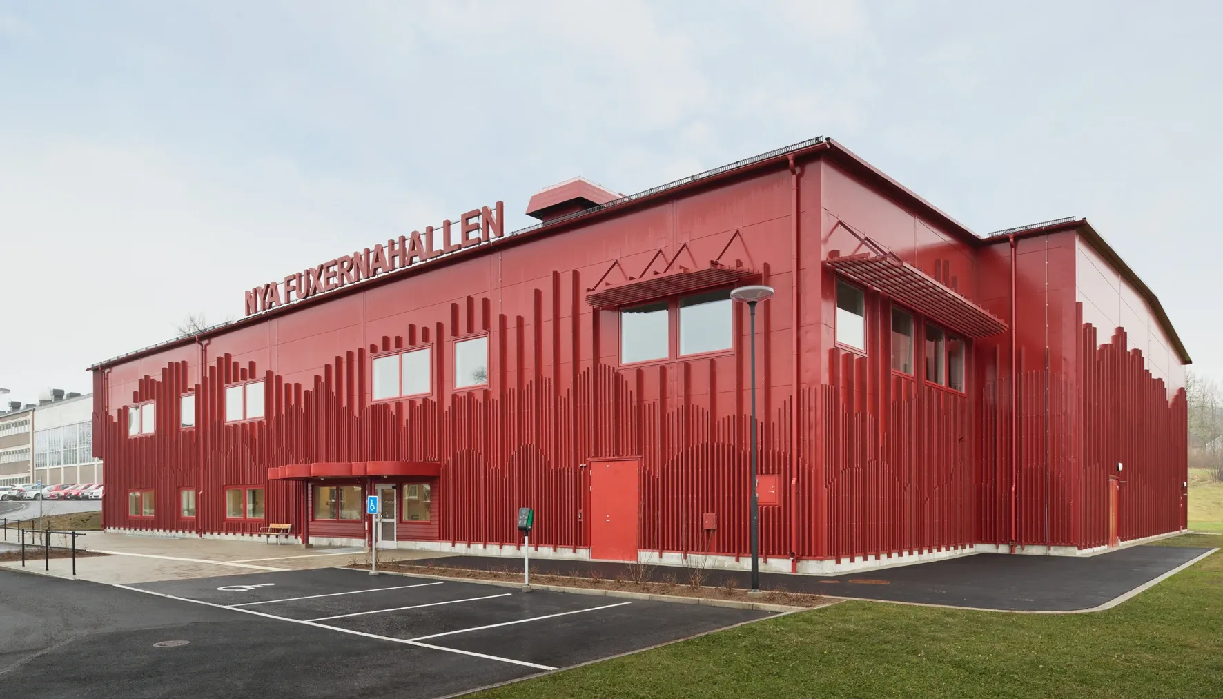 Nya Fuxernahallen - en multifunktionell idrottshall